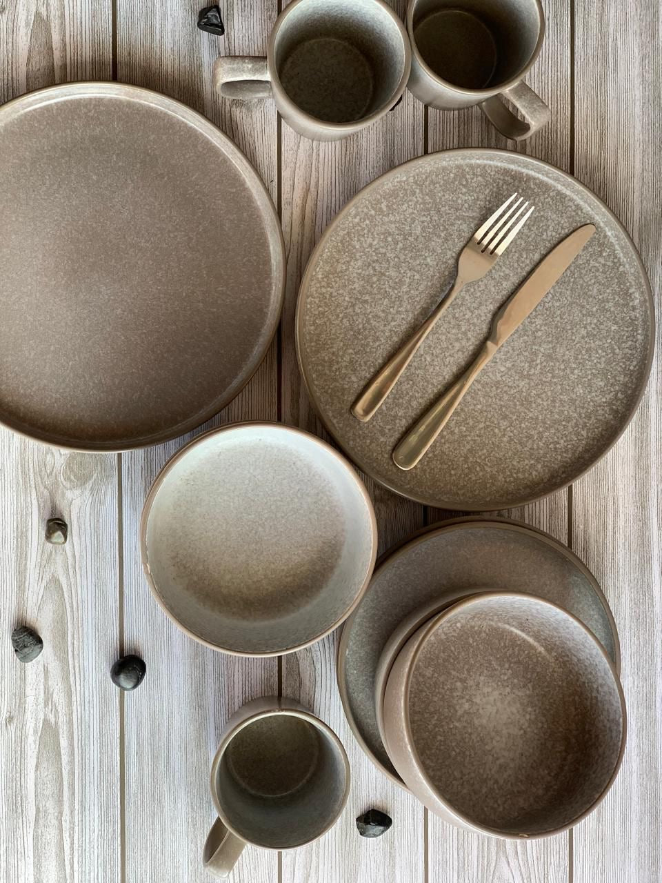 Vajilla café con gris