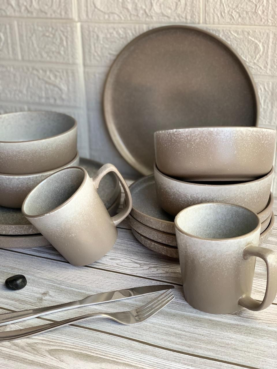 Vajilla café con gris